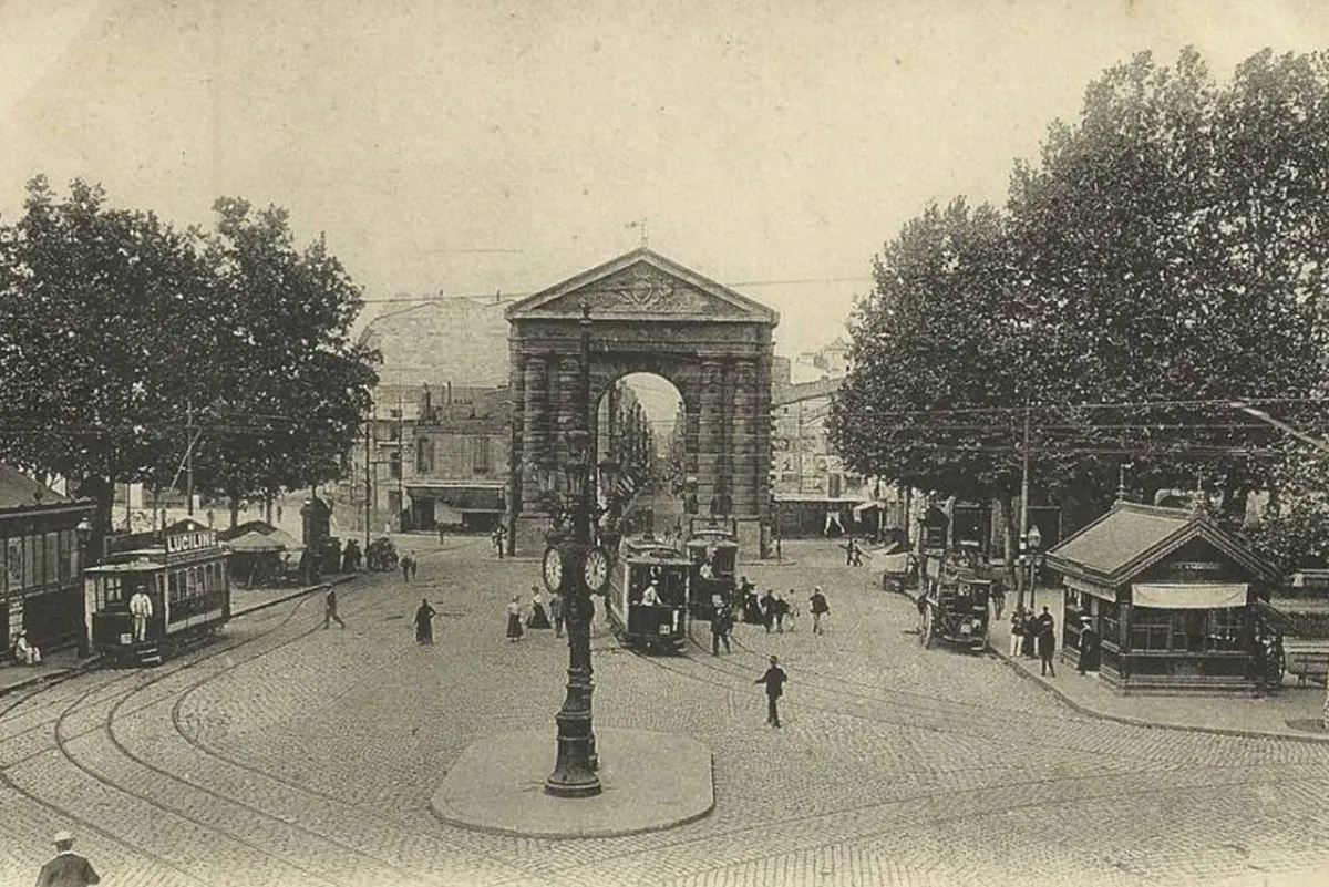 Place de la Victoire à Bordeaux...